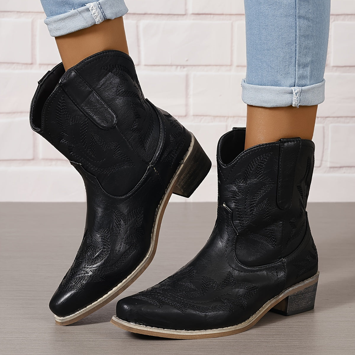 Women's Western Embroidery Mid-Heel Ankle Boots