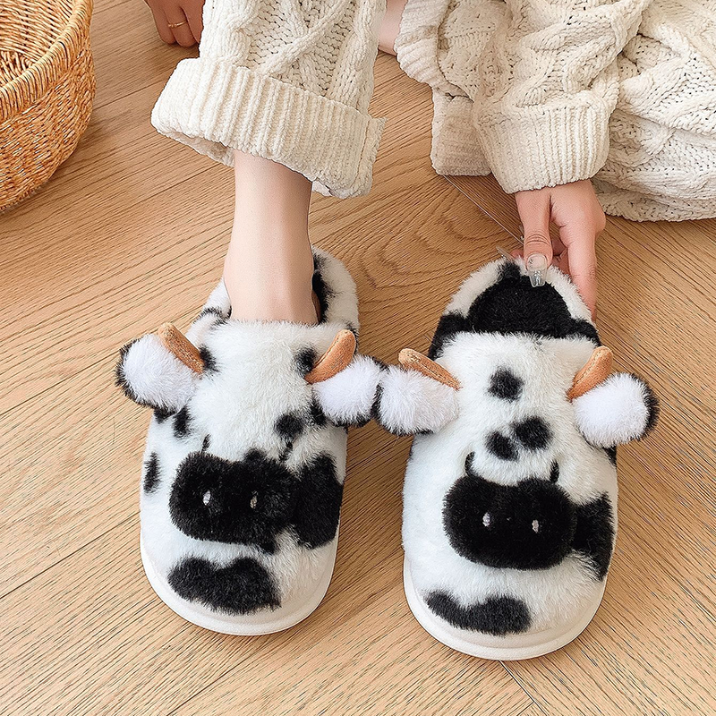 Women's Cute Cow-Themed Plush Slippers