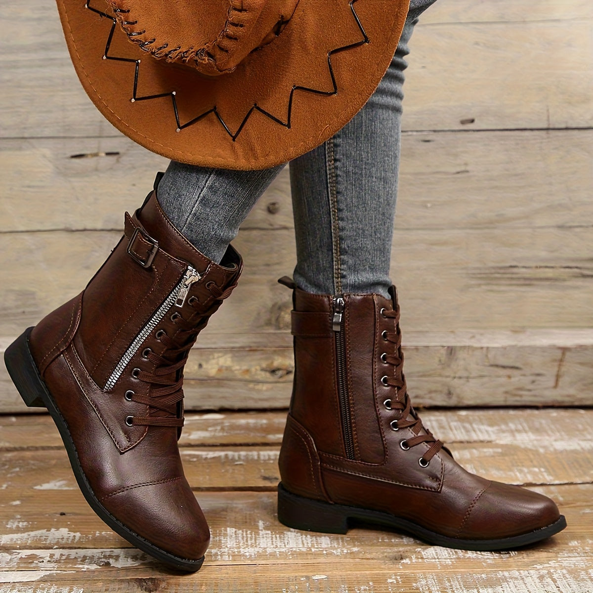 Women's Vintage Lace-Up Boots