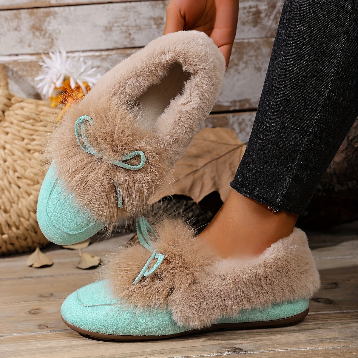 Women's Plush Slip-On Slippers with Bow
