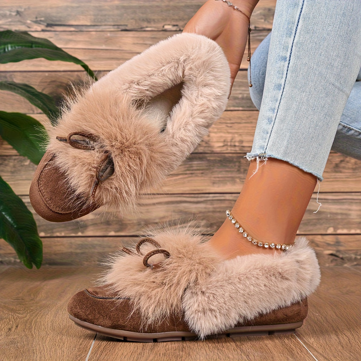 Women's Plush Slip-On Slippers with Bow
