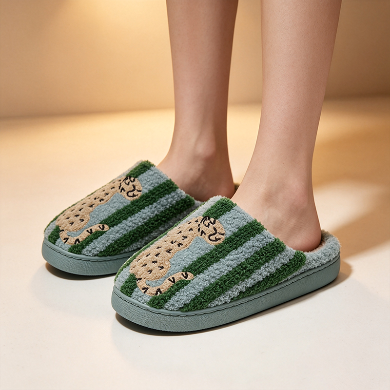 Women's Cute Leopard Print Embroidered Plush Slippers