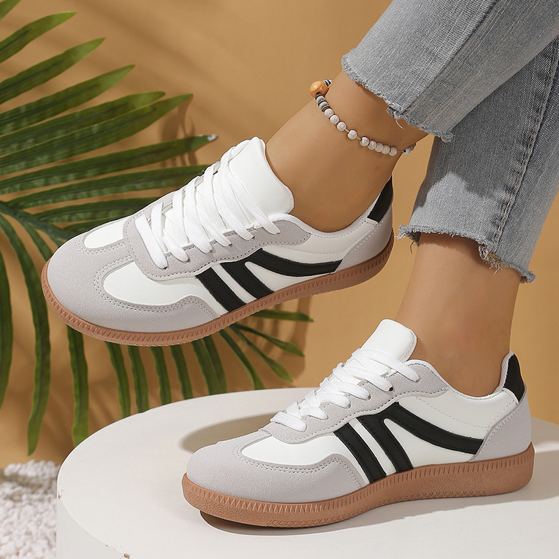 Women's Color-Block Retro Lace-Up Sneakers
