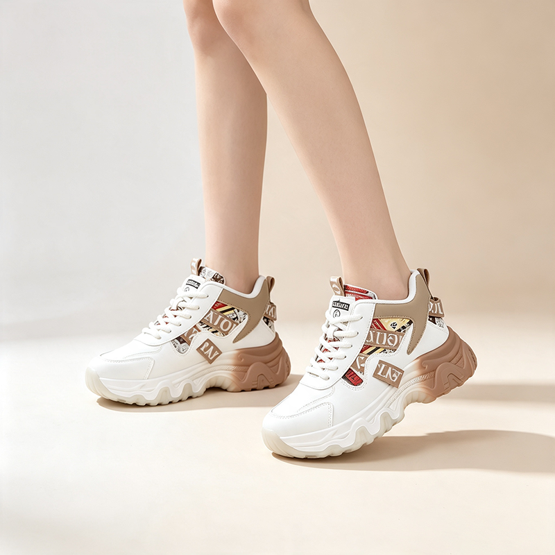 Women's Retro Print Patch Platform Sneakers
