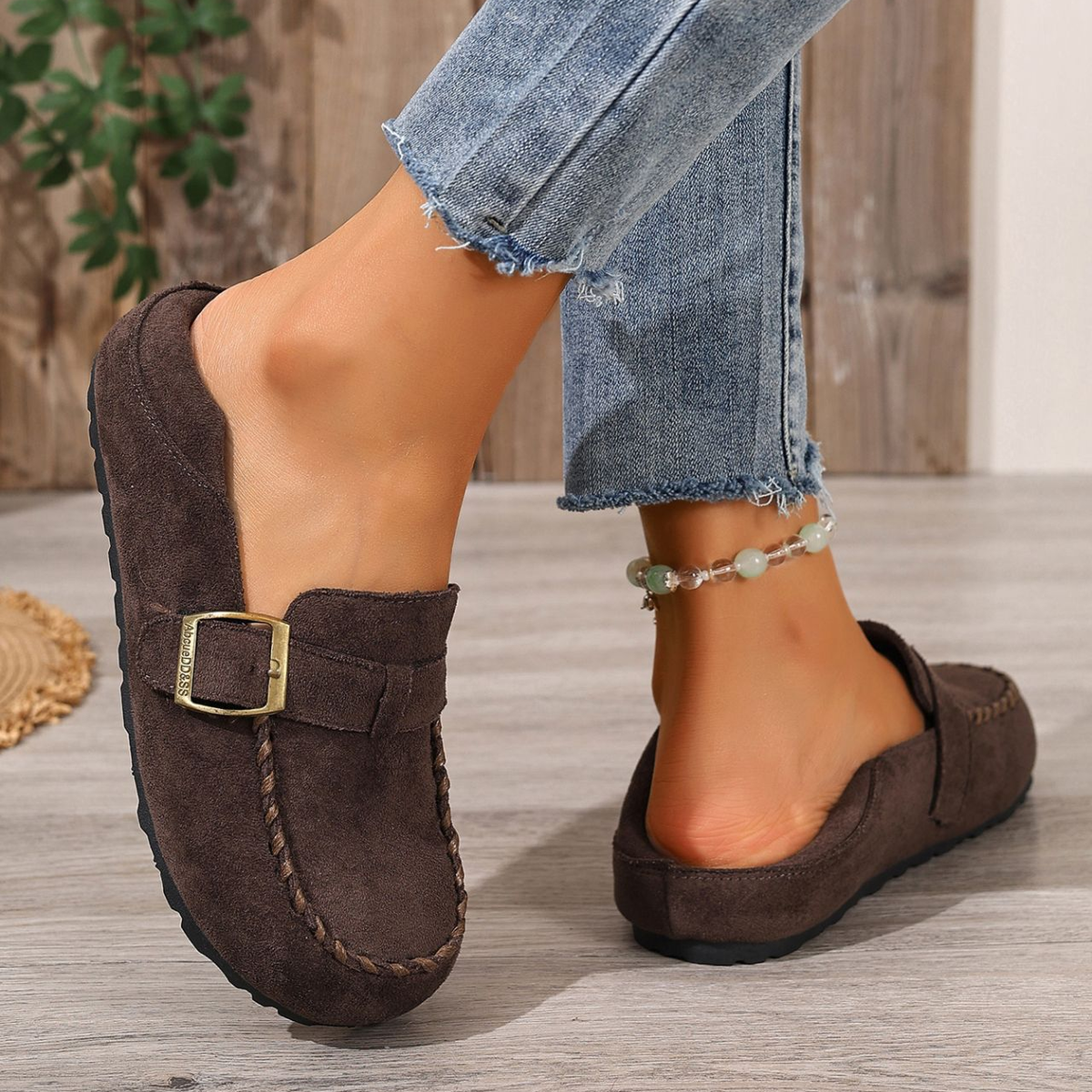Women Buckle Detail Casual Flat Loafers
