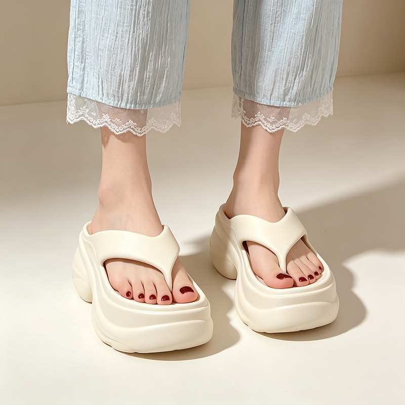 Women's Wavy-Sole Open-Toe Slip-On Cloud Slides