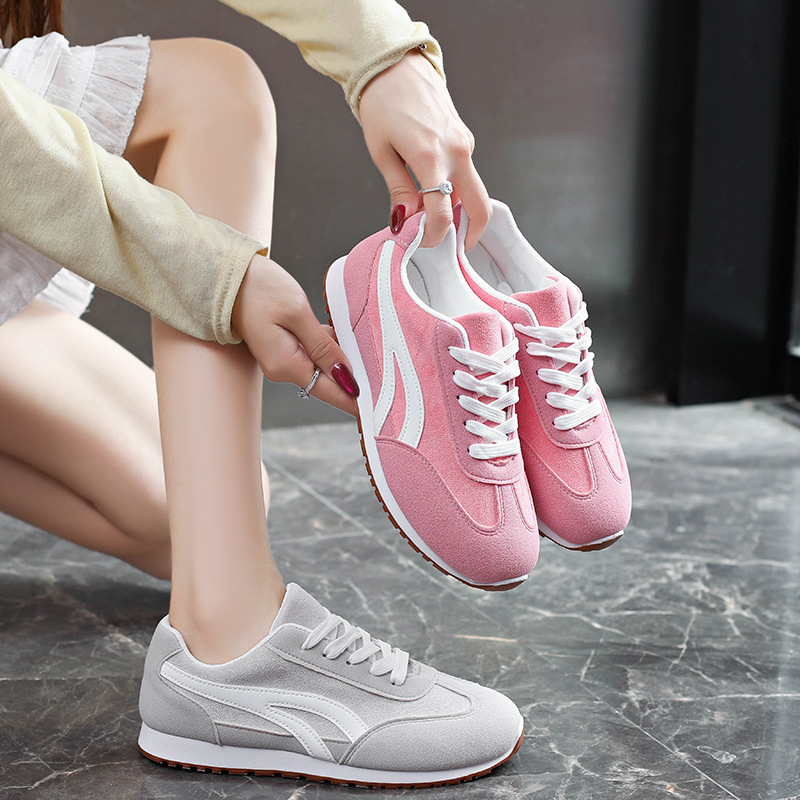 Women's Casual Lace-Up Retro Sneakers