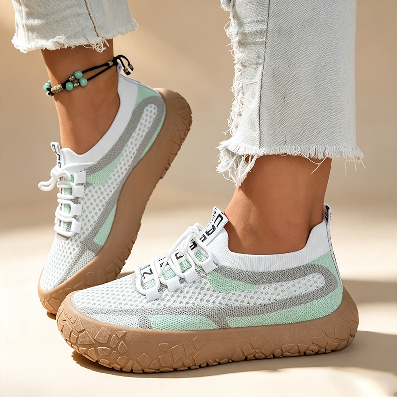 Women's Breathable Lace-Up Fly-Knit Mesh Sneakers