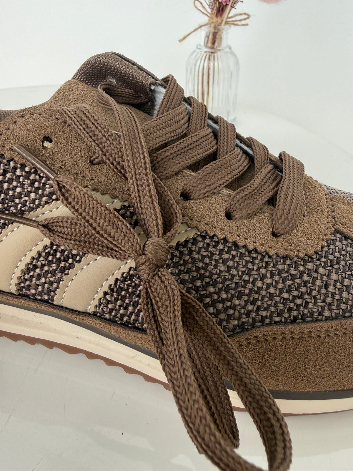Women's Retro Suede-Look Sneakers – Brown