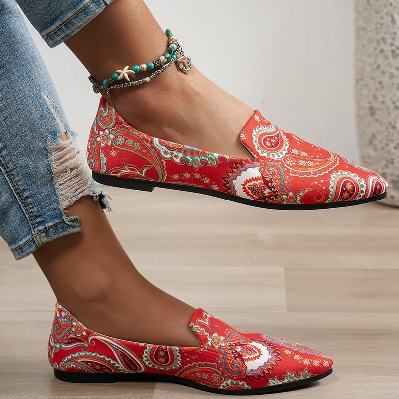 Women's floral print pointed-toe flats