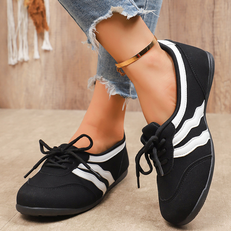 Women's Lace‑Up Contrast Striped Flat Casual Sneakers