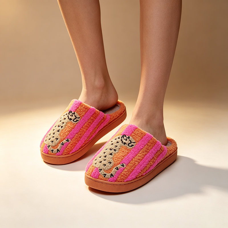 Women's Cute Leopard Print Embroidered Plush Slippers