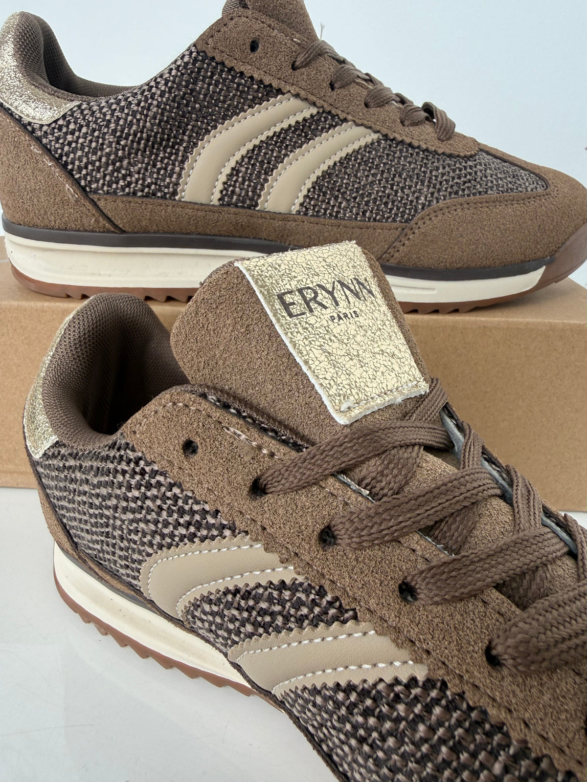 Women's Retro Suede-Look Sneakers – Brown