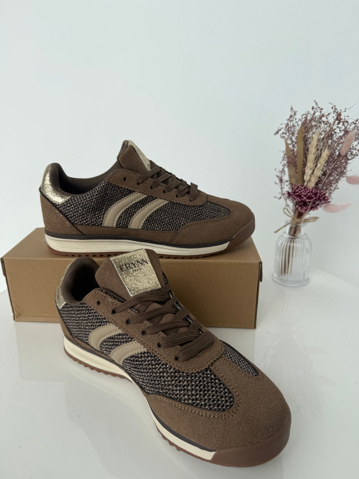 Women's Retro Suede-Look Sneakers – Brown