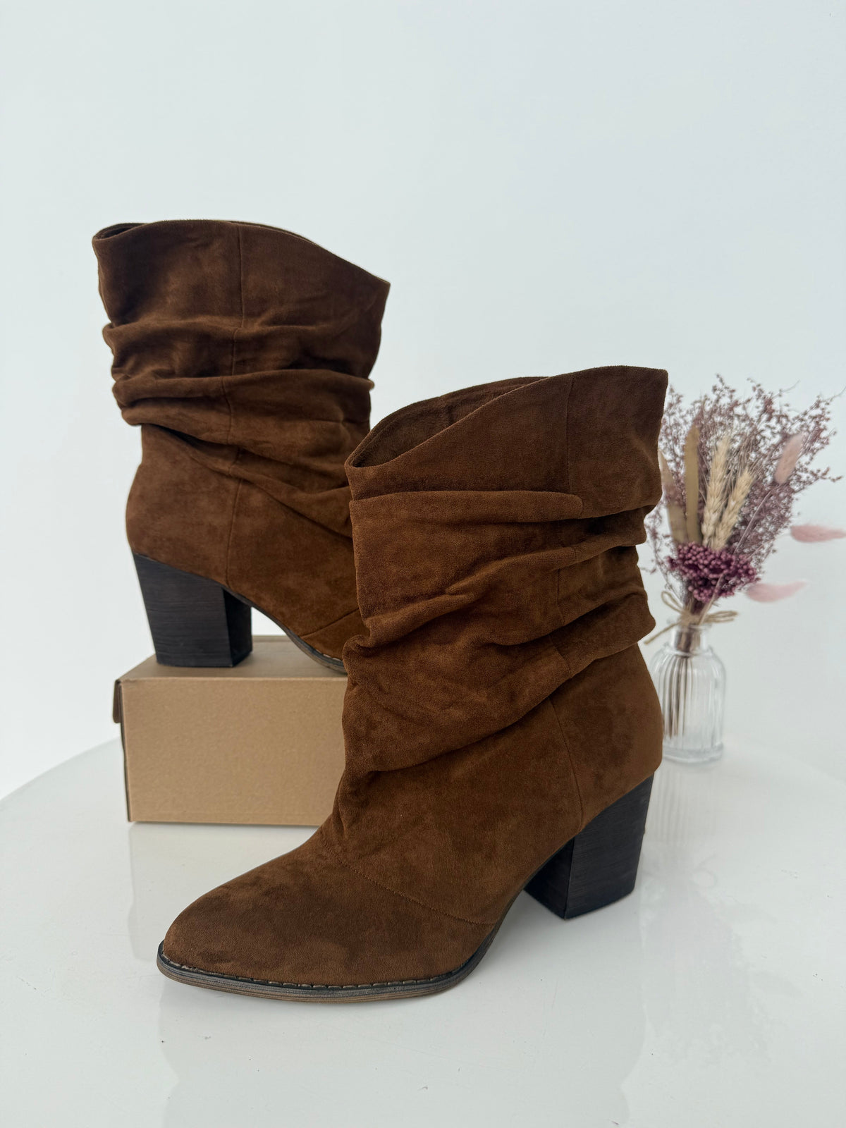 Women's Slouchy Block-Heel Boots – Brown