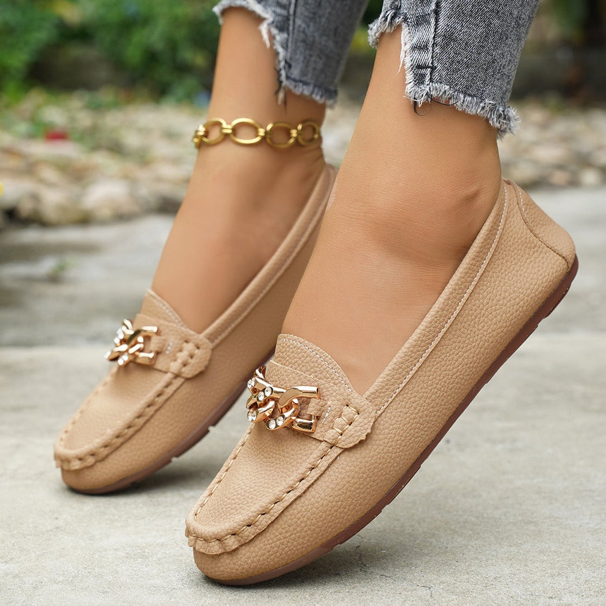 Women's Classic Chain Loafers with Gold Buckle Ornament – Comfortable Casual Slip-On Flats
