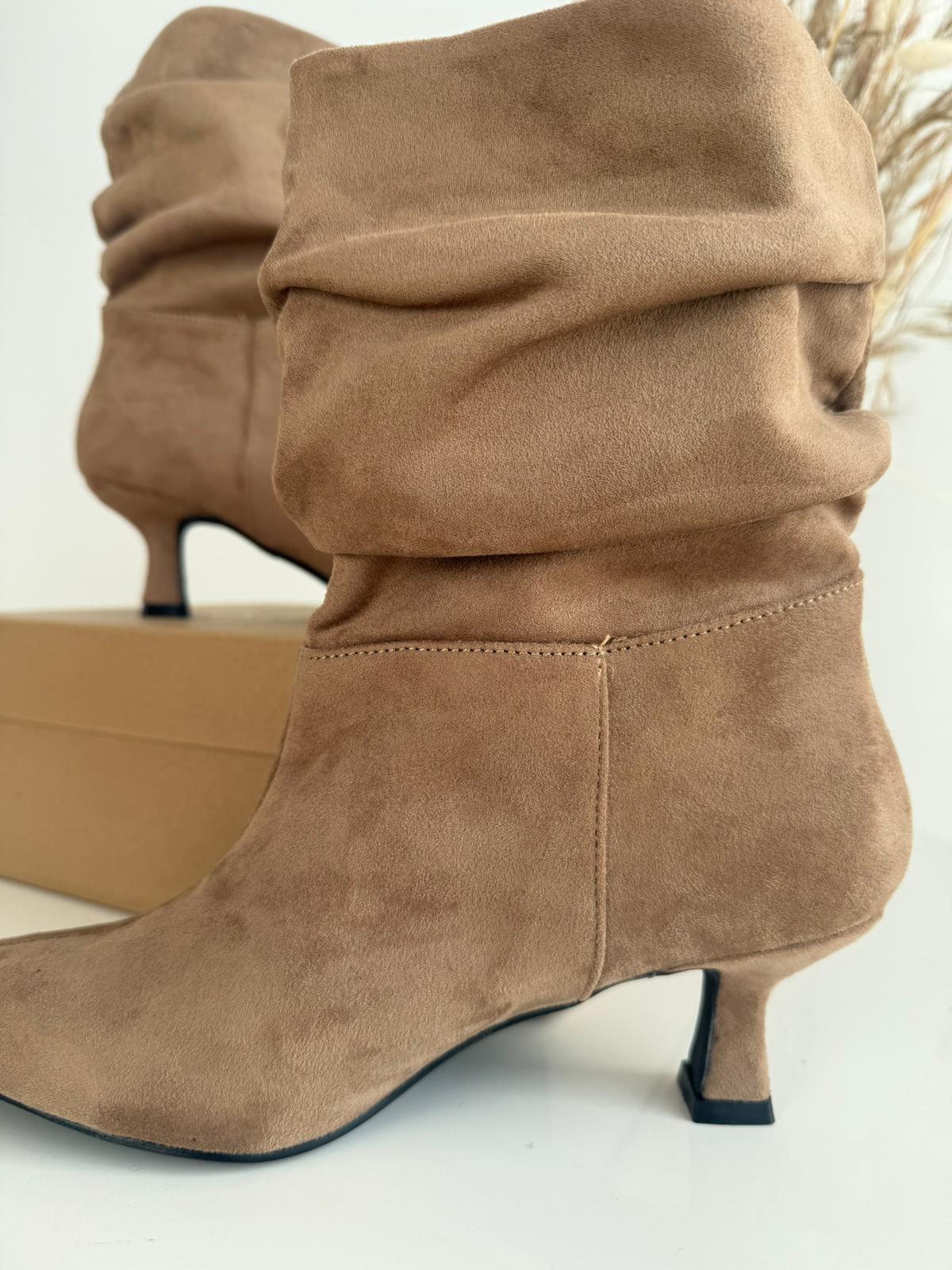 Women's Slouchy Kitten-Heel Boots – Khaki