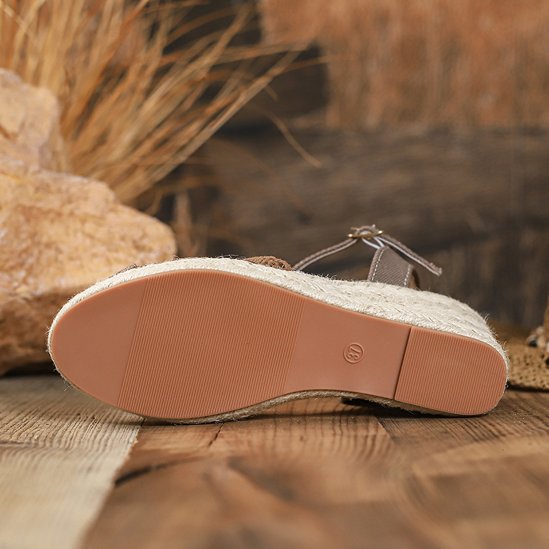 Women's Crochet Lace Closed-Toe Espadrille Wedge Sandals