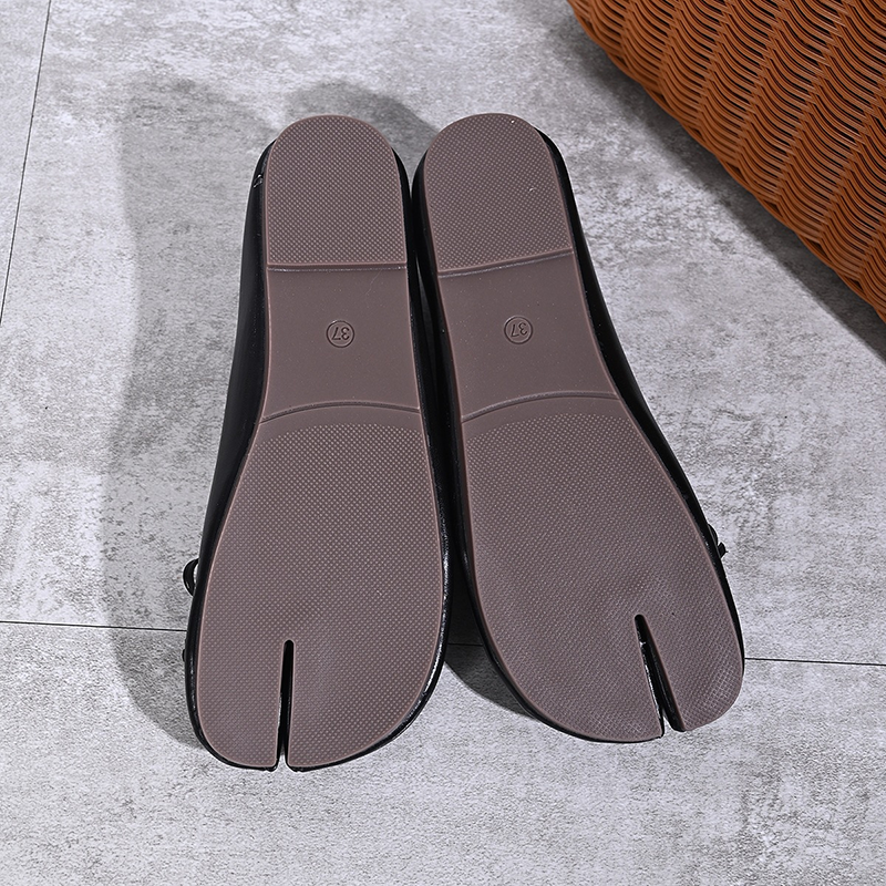 Women's Split-Toe Ballet Flats with Bow Detail