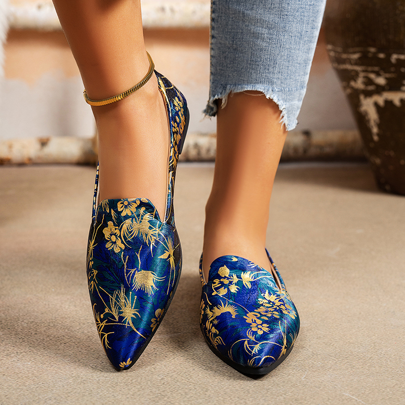 Women's floral print pointed-toe flats