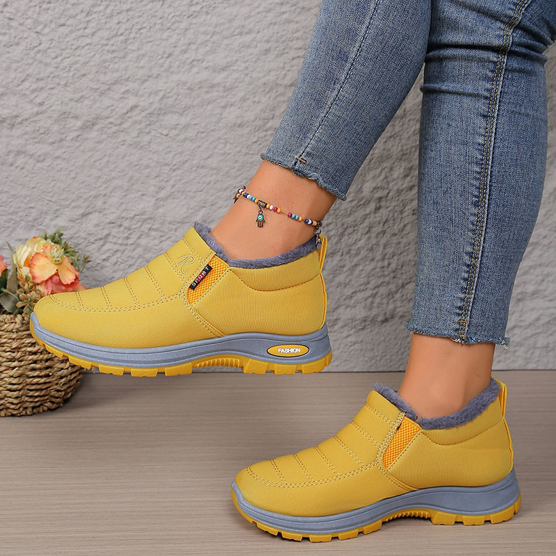 Women's Fleece-Lined Slip-On Winter Snow Boots